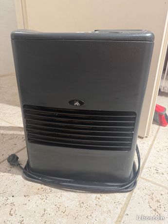 Poêle à pétrole Kero compact 3000