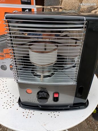 Poêle à pétrole + bidon de pétrole