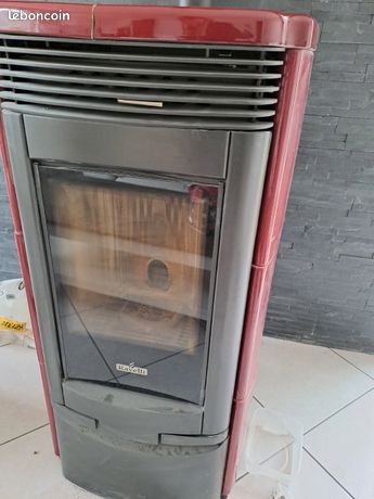 Poêle pellets Ravelli 9kw avec tubage