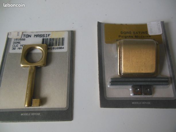 Poignée et clef moderne