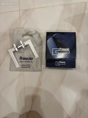 Poignées blanche frascio