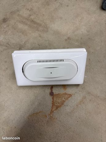 Point d'accès WI-FI Céliane - 230 V - enjoliveur blanc