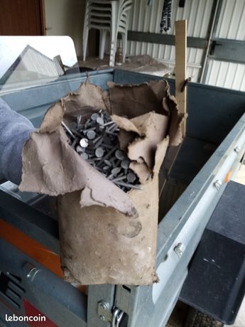 Pointes ou clou pour zinc