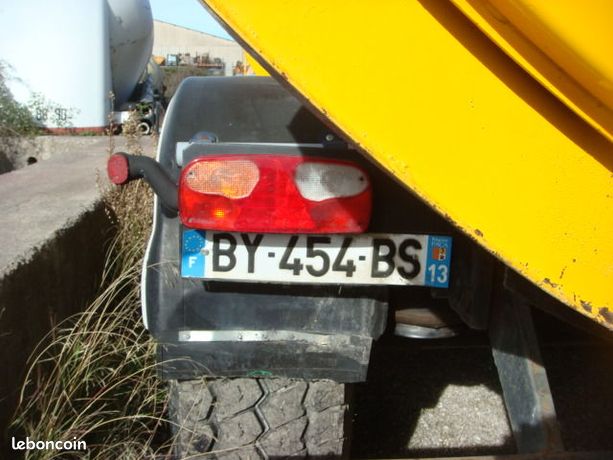 Pomiers BENNE POUSSOIR 33T 2 ESSIEUX POMIERS 2007