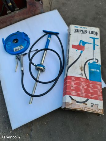 Pompe à graisse pneumatique neveu