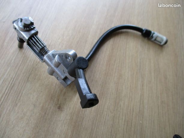 Pompe à huile compléte tronçonneuse thermique