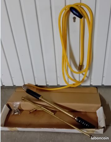 Pompe en cuivre a pulvérisé