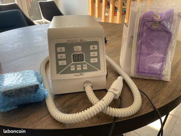 Ponceuse aspirante ongles