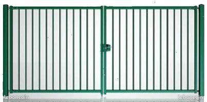 Portail électrique à rail