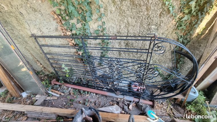 Portail fer forgé X 2