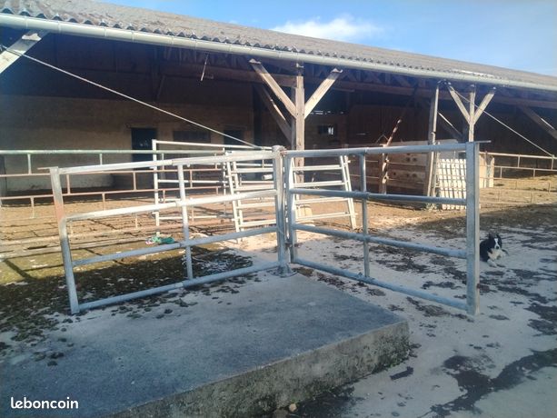 Portails de deux mètres