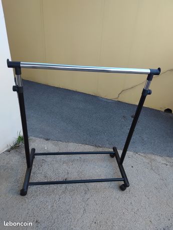 Portant a vêtements