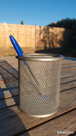 Porte crayon de bureau