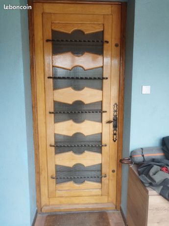 Porte d entrée en Bois massif