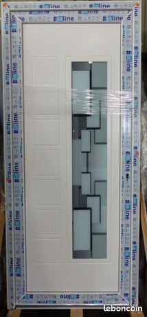 Porte d'entrée PVC blanc de qualité professionnelle en destockage neuve