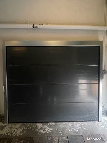 Porte de garage 200x240 automatique motorisé avec 2 télécommande NEUF