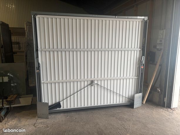 Porte de garage basculante