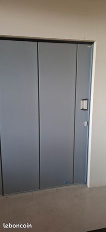 Porte de garage refoulement latérale 2400 X 2000h