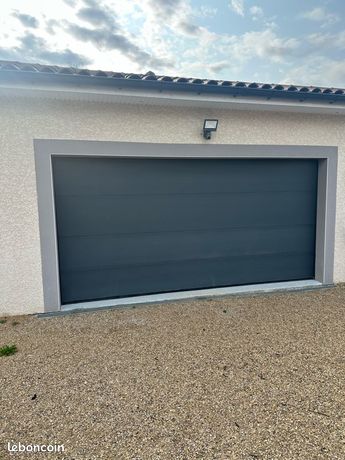 Porte de garage sectionnelle