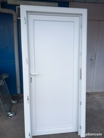 Porte de service PVC