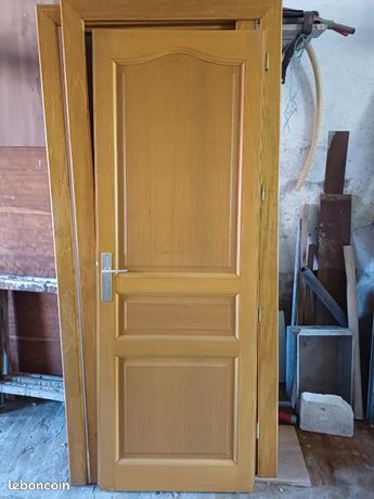 Porte en bois