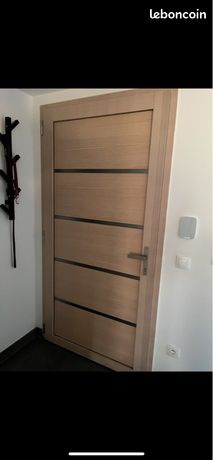 Porte entrée 1m x 2m15