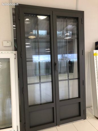 Porte fenetre blanche