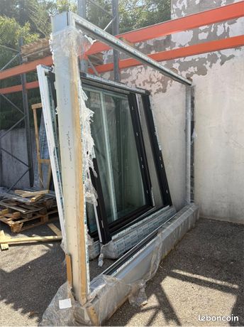 Porte fenêtre coulissante avec volet intégrée  2380H/3000L