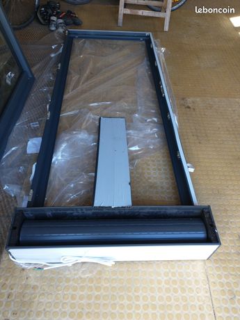 Porte fenêtre volet roulant 215x90cm