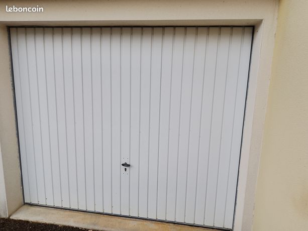 Porte garage basculante 237 x200 + porte service métal 205 x 79