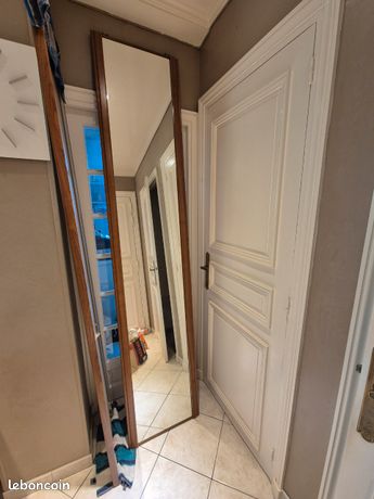 Porte miroir dressing