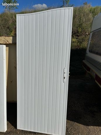 Porte sans clé ni cadre