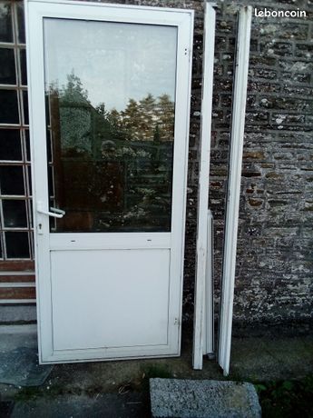 Porte vitrée extérieure