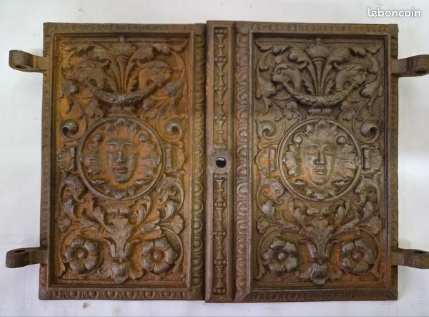 Portes anciennes en fonte