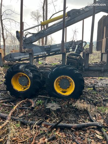 Porteur forestier en l'etat
