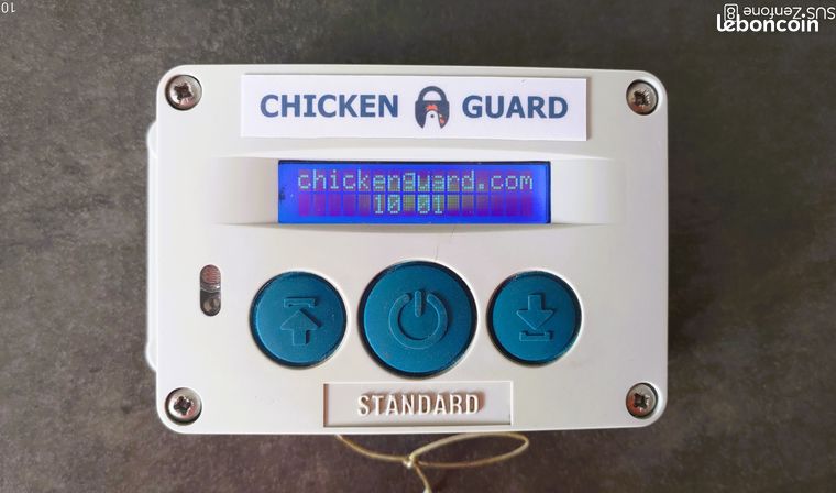 Portier poulailler ChickenGuard Standard + Porte aluminium