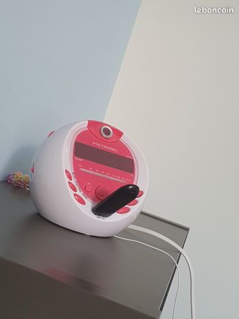 Poste avec Un réveil