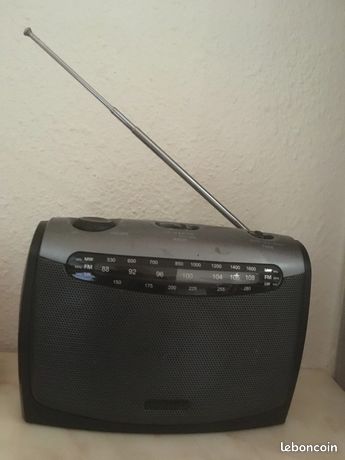 Poste de radio vintage Philips