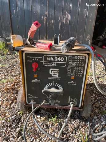 Poste de soudure triphasé