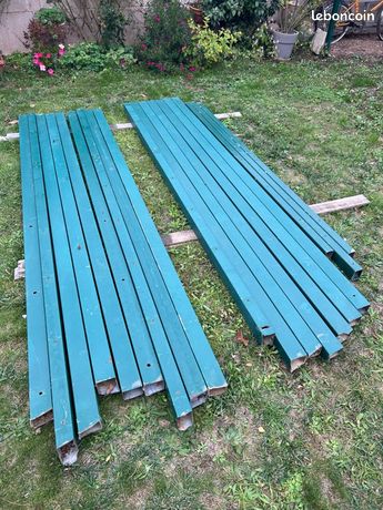 Poteaux fer clôture