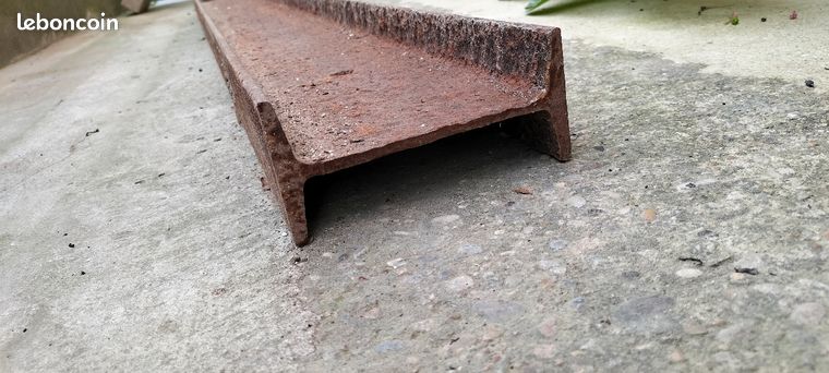 Poutre métallique IPN