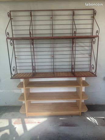 Présentoir à Pain en Fer forgé sur Meuble