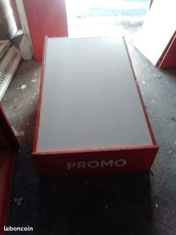 Présentoir commerce