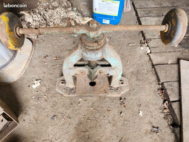 Presse a balancier manuel mécanique auto