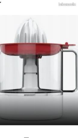 Presse agrumes électrique