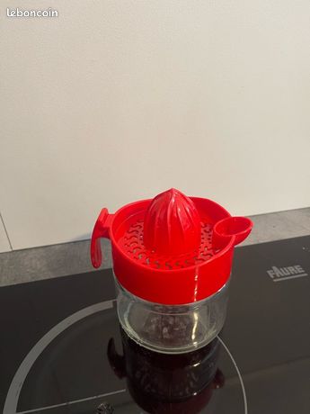 Presse agrumes manuel