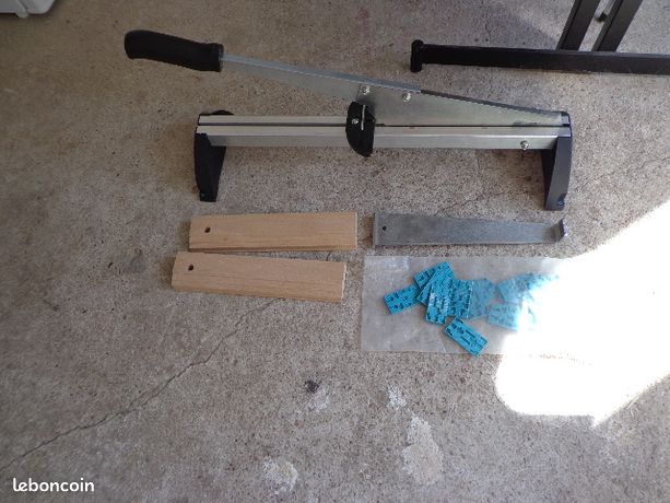Presse coupante parquet flottant