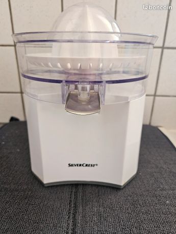 Presse agrume électrique