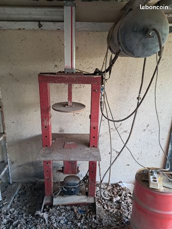 Presse d'atelier