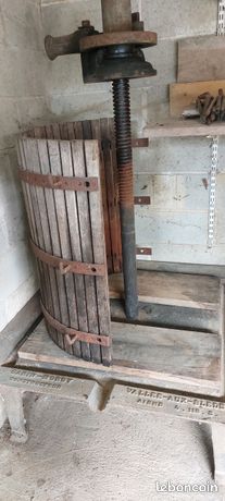 Pressoir et broyeur à Pommes